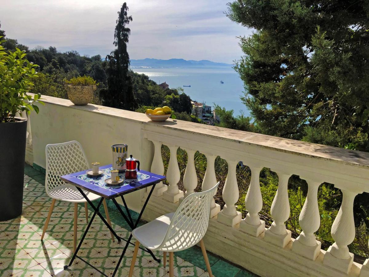 Bed and Breakfast Casa Flora В'єтрі Екстер'єр фото